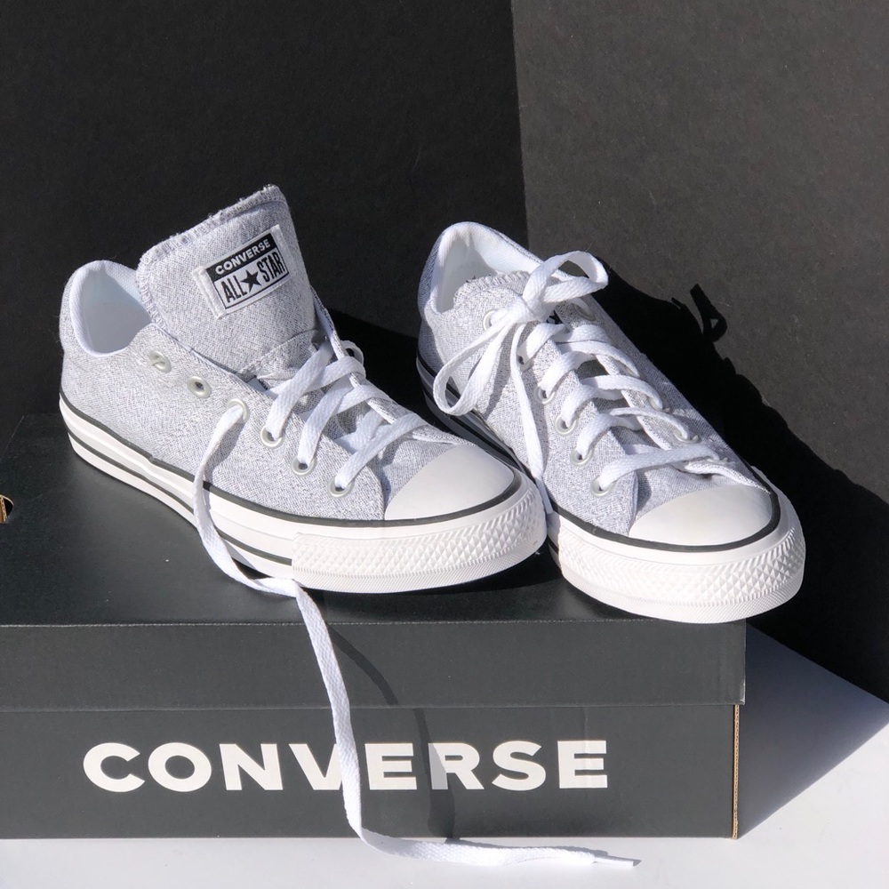 NEW⭐️⭐️⭐️CONVERSE